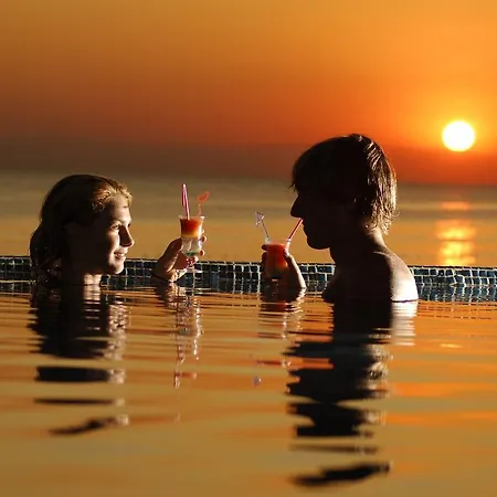 Üdülőközpont Aska Just In