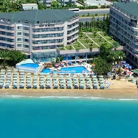 Resort Aska Just In Avsallar